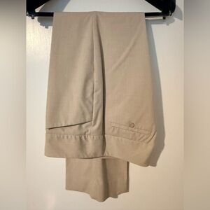 Women’s Khaki Pants